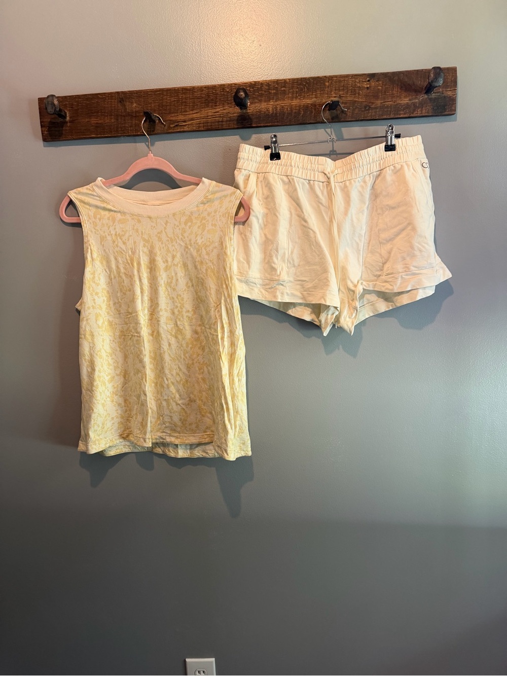 CALIA by Carrie Underwood Yellow Patterned Tank and Cream Lounge Shorts